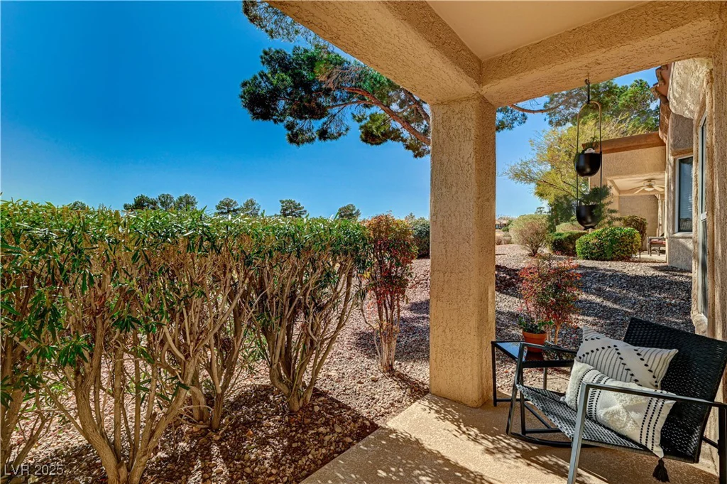 9545 Eagle Valley, Las Vegas, NV 89134