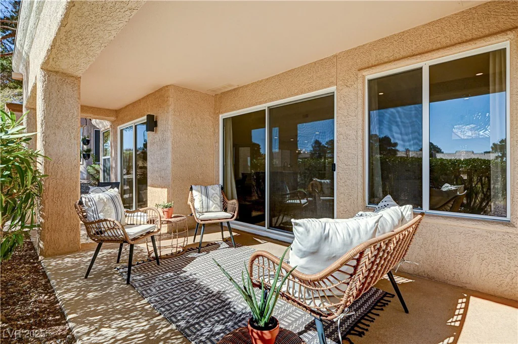 9545 Eagle Valley, Las Vegas, NV 89134