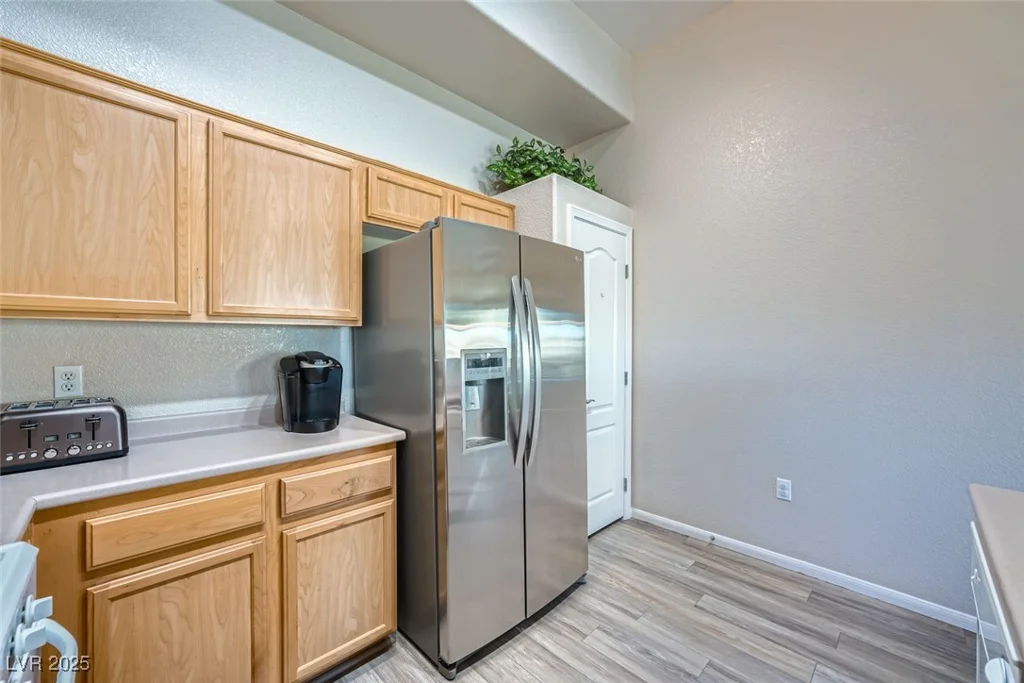 3574 Desert Cliff, Las Vegas, NV 89129