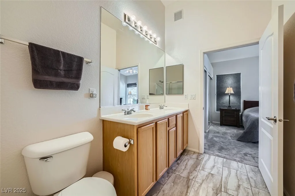 3574 Desert Cliff, Las Vegas, NV 89129