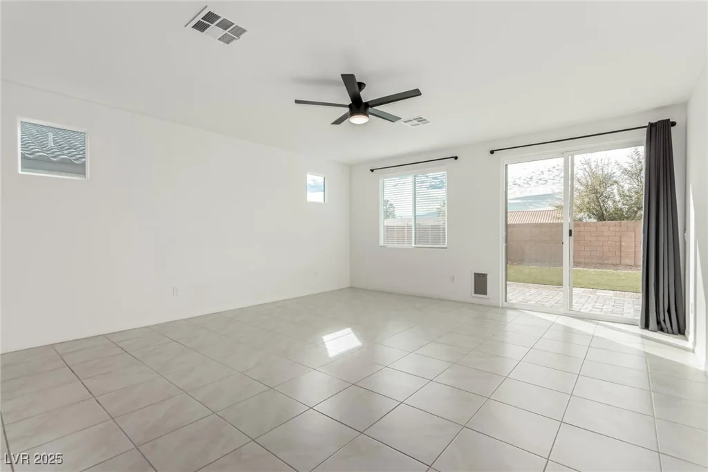 5147 Stonecrop, North Las Vegas, NV 89031