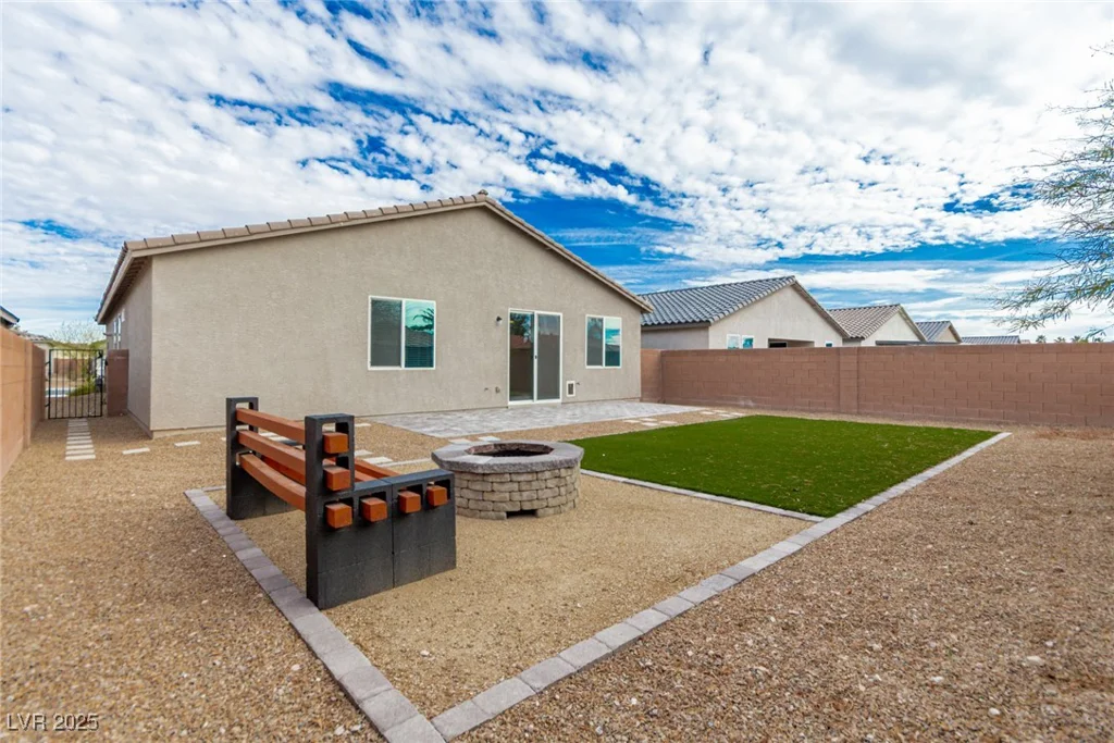 5147 Stonecrop, North Las Vegas, NV 89031