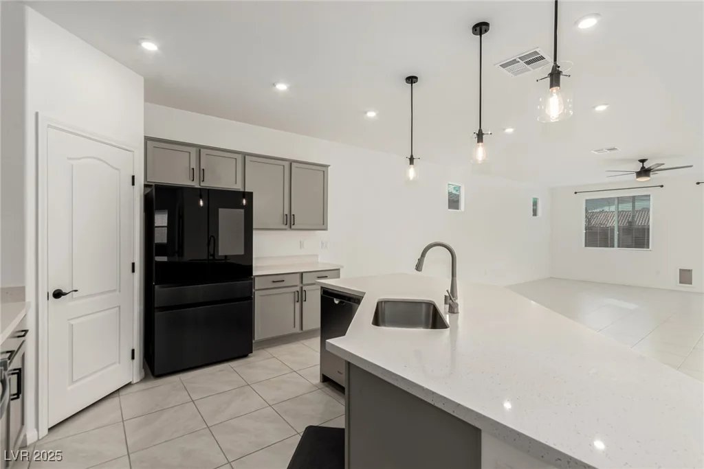 5147 Stonecrop, North Las Vegas, NV 89031
