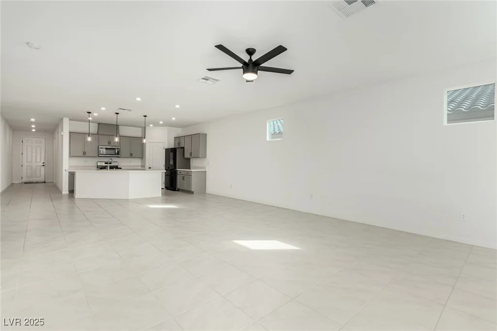 5147 Stonecrop, North Las Vegas, NV 89031