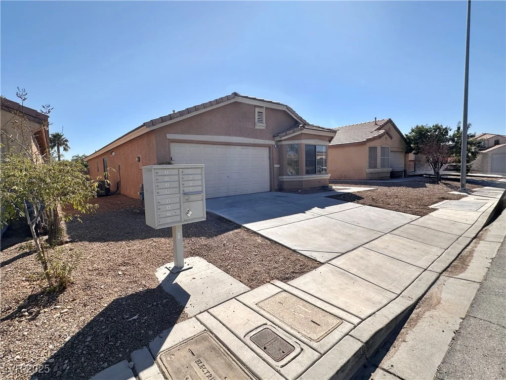 7896 Muldrow, Las Vegas, NV 89139