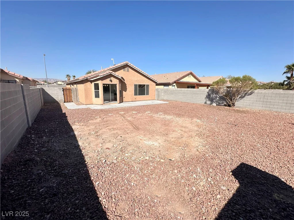 7896 Muldrow, Las Vegas, NV 89139