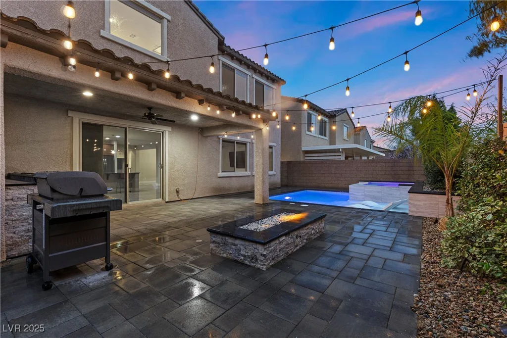 201 White Mule, Las Vegas, NV 89148