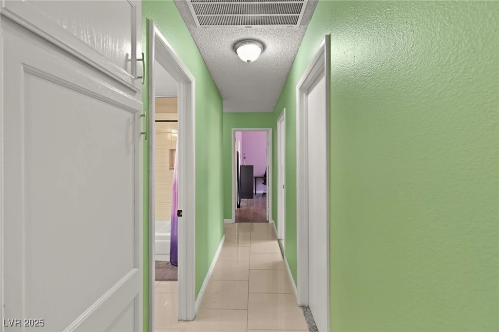 5900 Tippin, Las Vegas, NV 89130