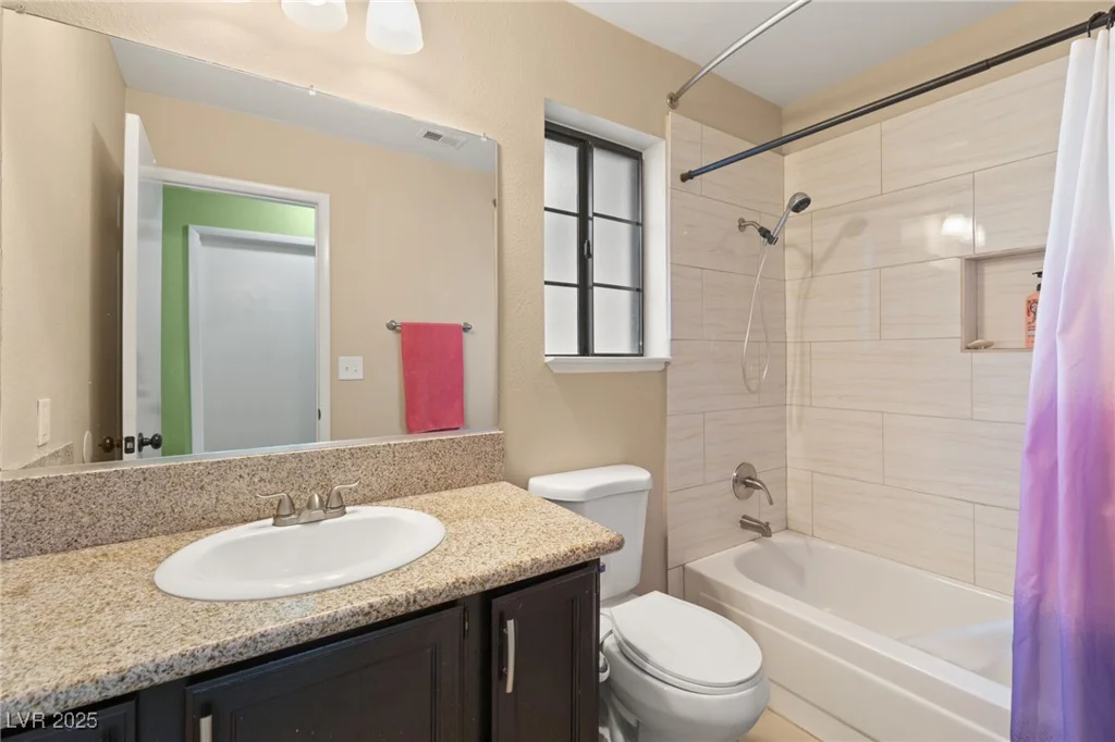 5900 Tippin, Las Vegas, NV 89130