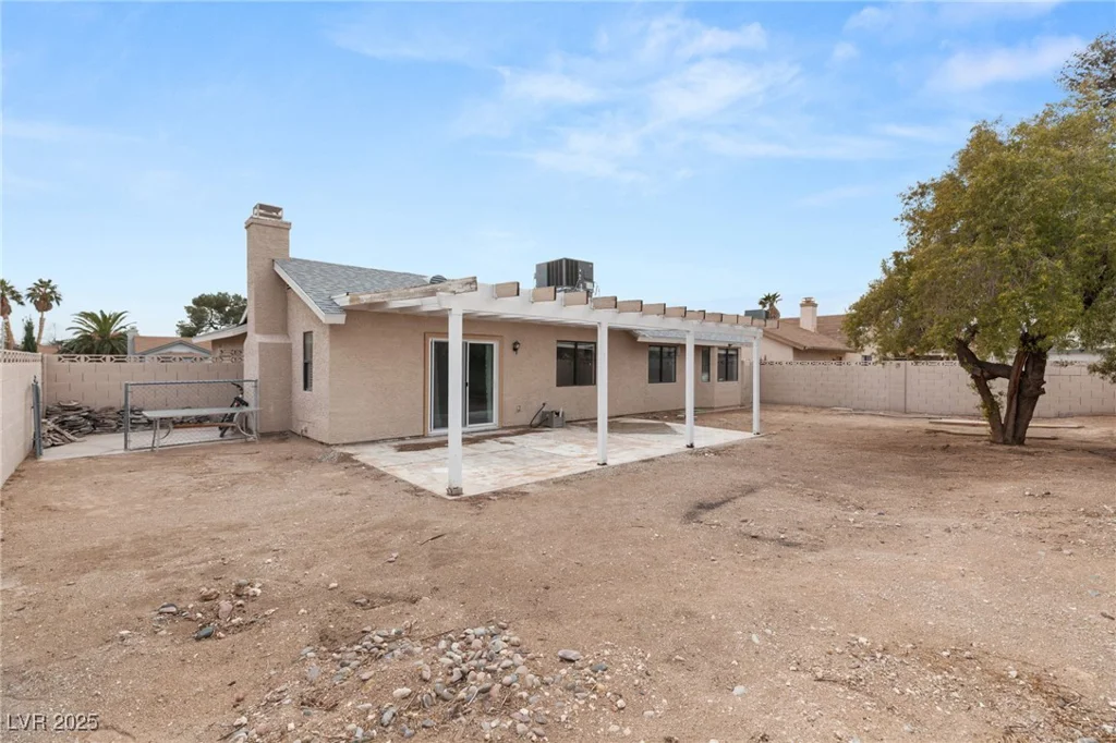 5900 Tippin, Las Vegas, NV 89130