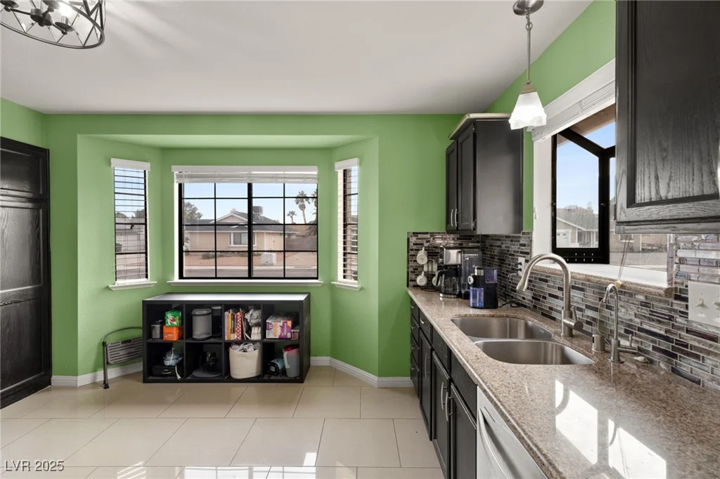 5900 Tippin, Las Vegas, NV 89130