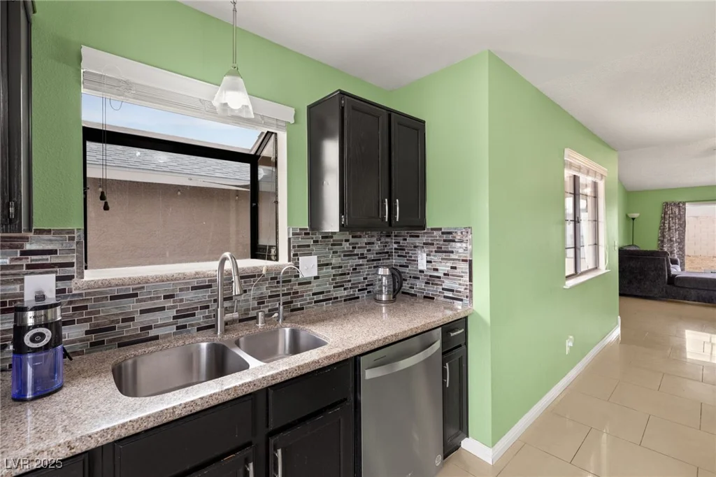 5900 Tippin, Las Vegas, NV 89130