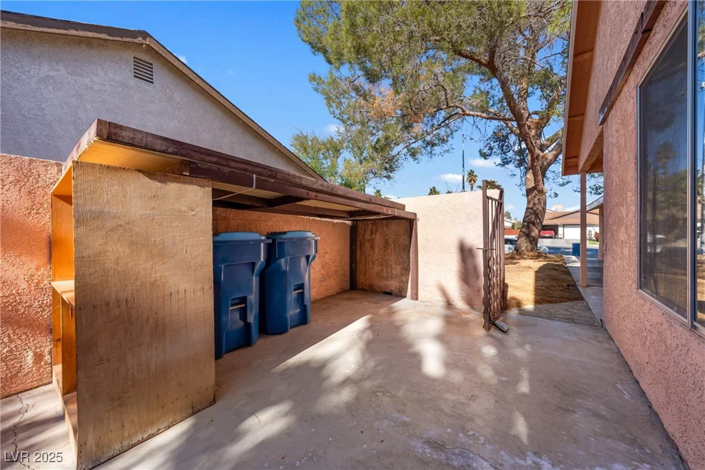 1789 Winterwood, Las Vegas, NV 89142