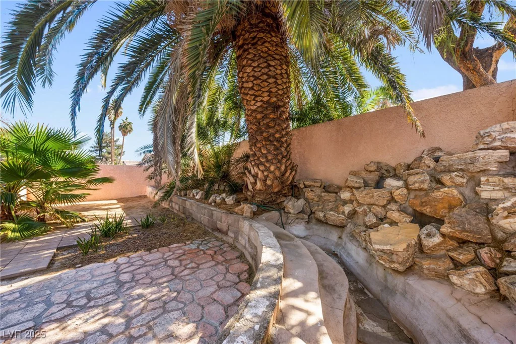 1789 Winterwood, Las Vegas, NV 89142
