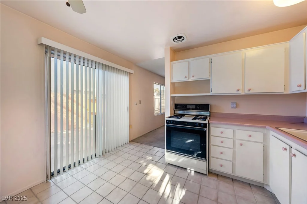 1789 Winterwood, Las Vegas, NV 89142