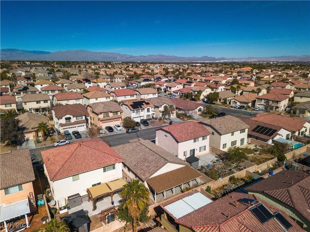 8453 Garnet Peak, Las Vegas, NV 89117