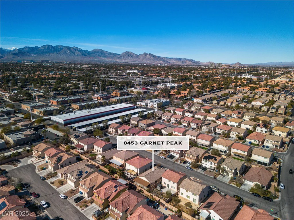 8453 Garnet Peak, Las Vegas, NV 89117
