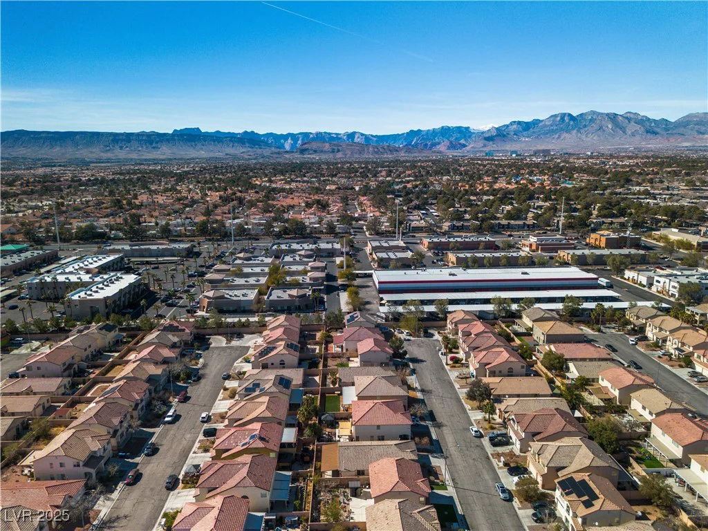 8453 Garnet Peak, Las Vegas, NV 89117