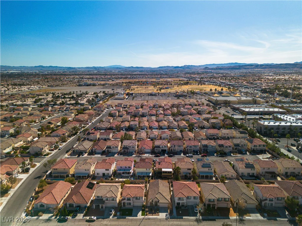 8453 Garnet Peak, Las Vegas, NV 89117