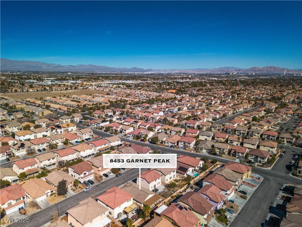 8453 Garnet Peak, Las Vegas, NV 89117