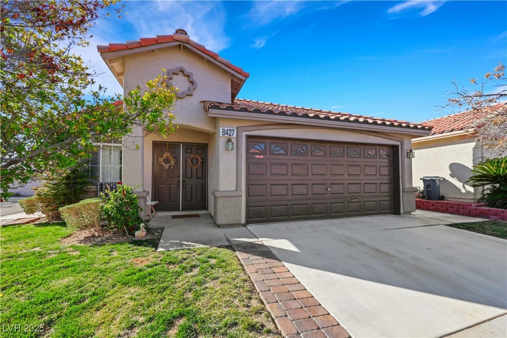 8427 Green Mesa, Las Vegas, NV 89147
