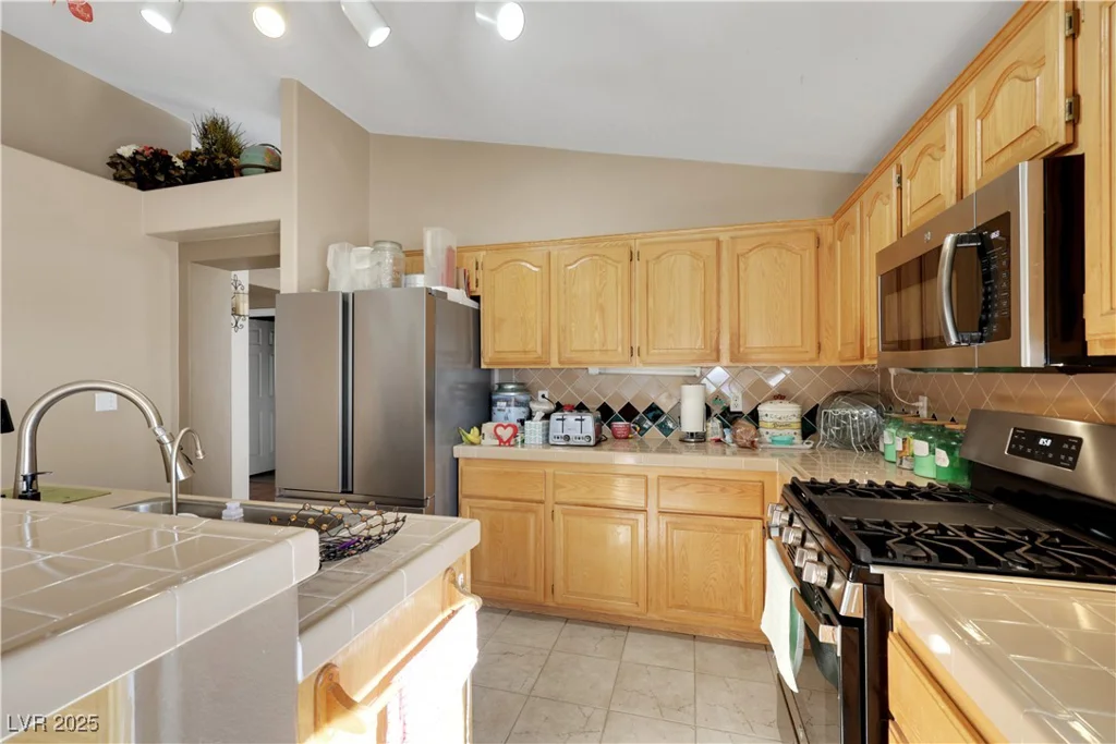 8427 Green Mesa, Las Vegas, NV 89147