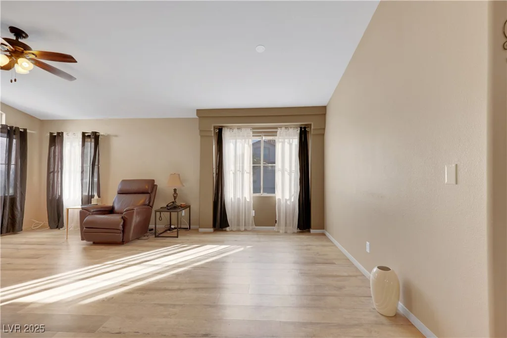 8427 Green Mesa, Las Vegas, NV 89147