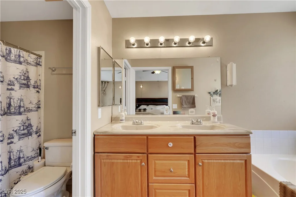 8427 Green Mesa, Las Vegas, NV 89147