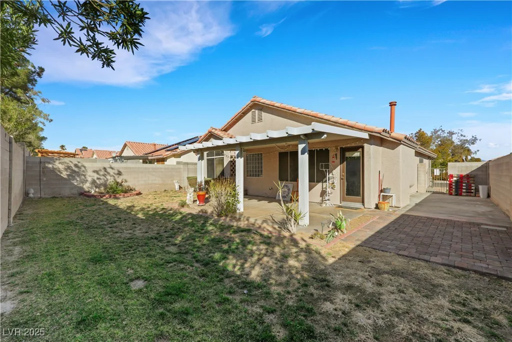 8427 Green Mesa, Las Vegas, NV 89147
