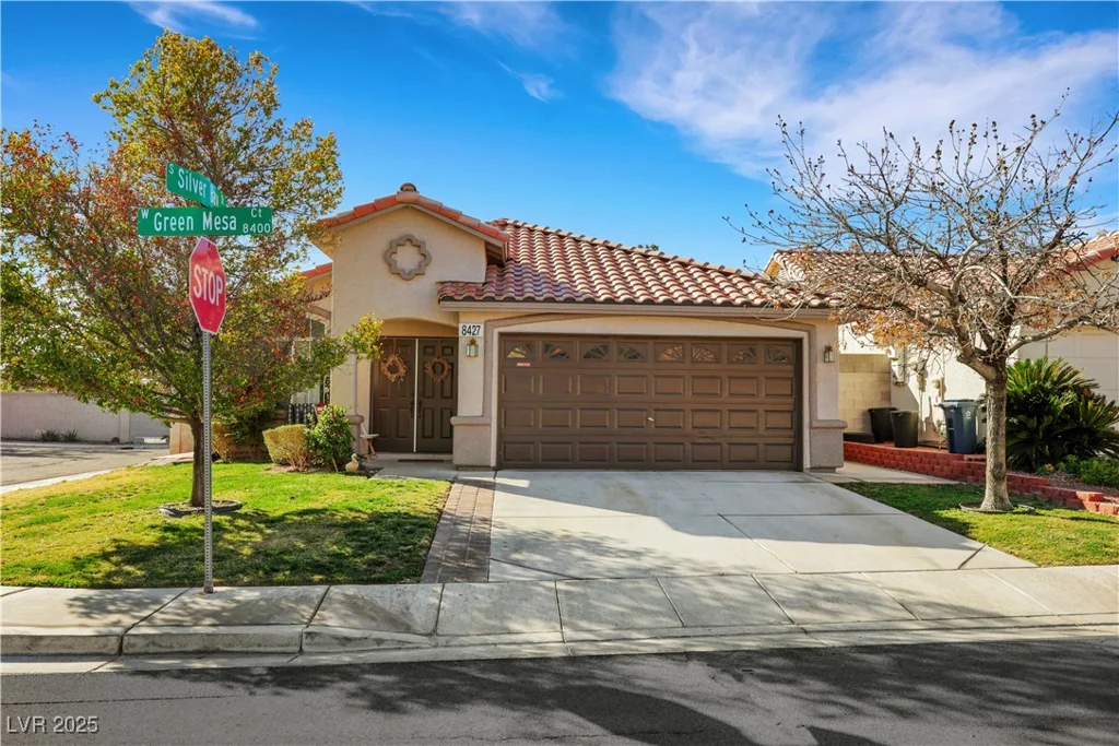 8427 Green Mesa, Las Vegas, NV 89147