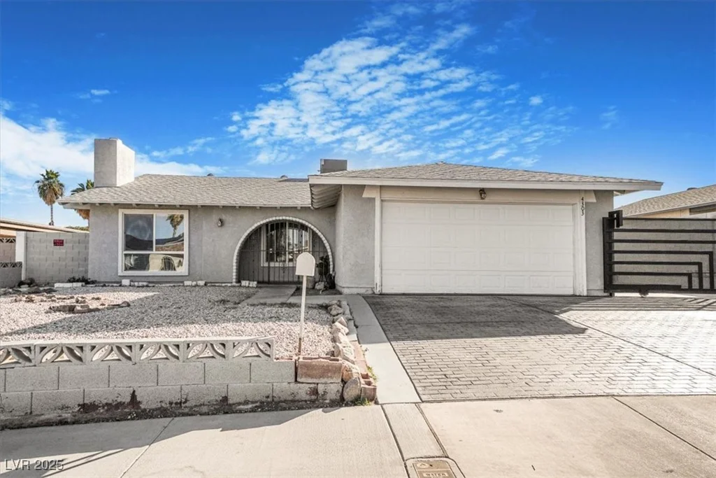 4303 Viking, Las Vegas, NV 89121