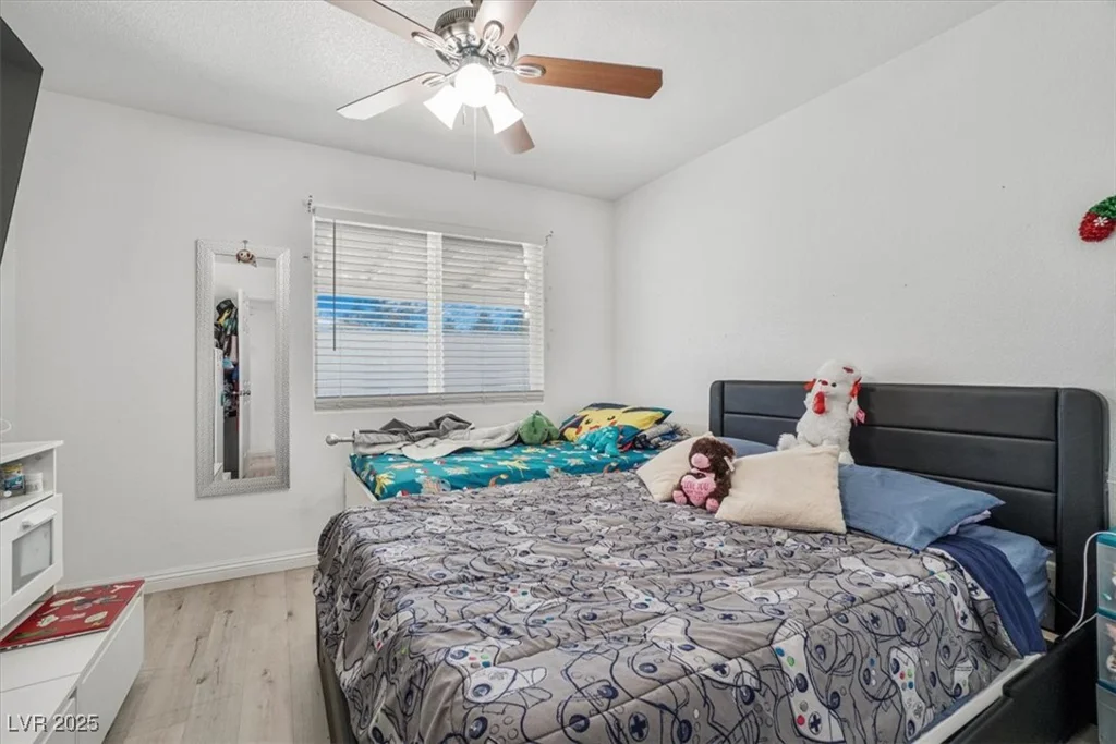 4303 Viking, Las Vegas, NV 89121
