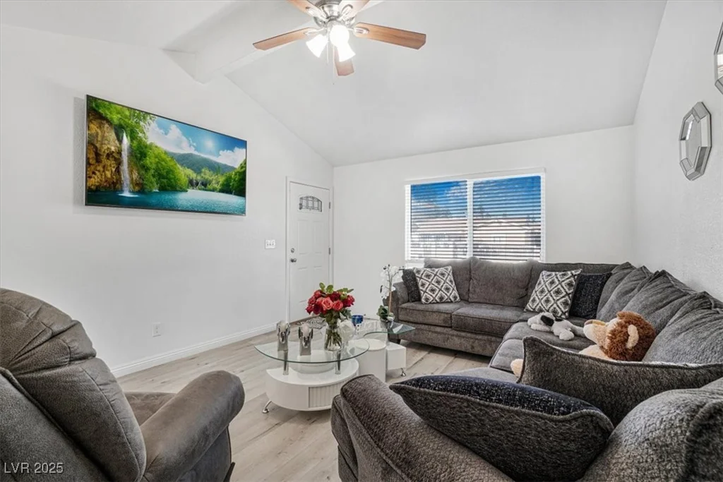 4303 Viking, Las Vegas, NV 89121