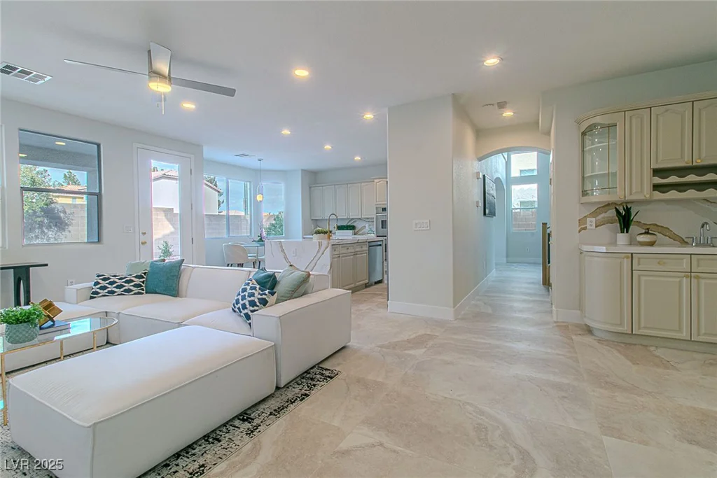 9824 Gallo, Las Vegas, NV 89147