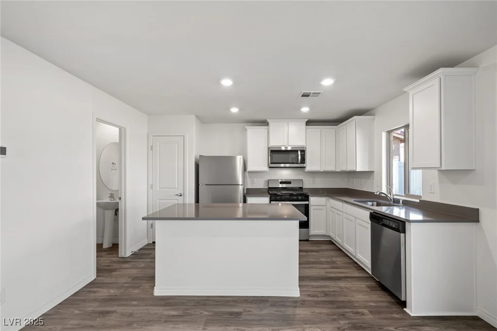 4211 Gold Desert, North Las Vegas, NV 89032