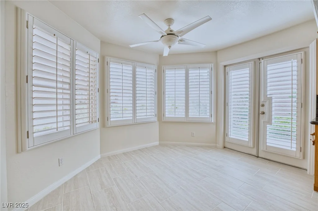 5101 Breakers, Las Vegas, NV 89113