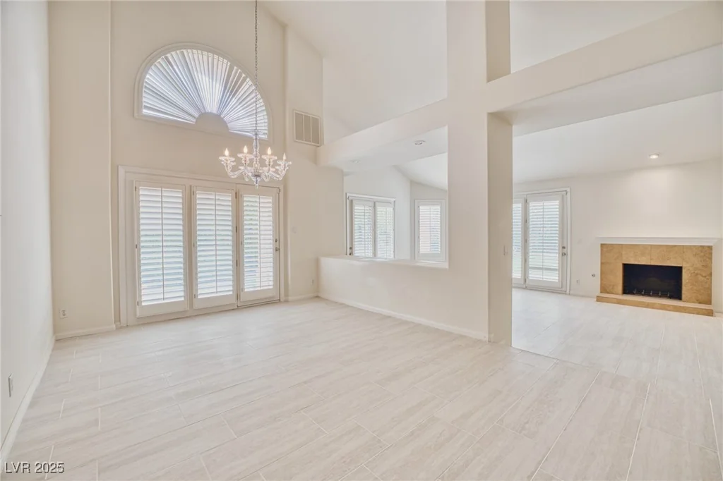 5101 Breakers, Las Vegas, NV 89113