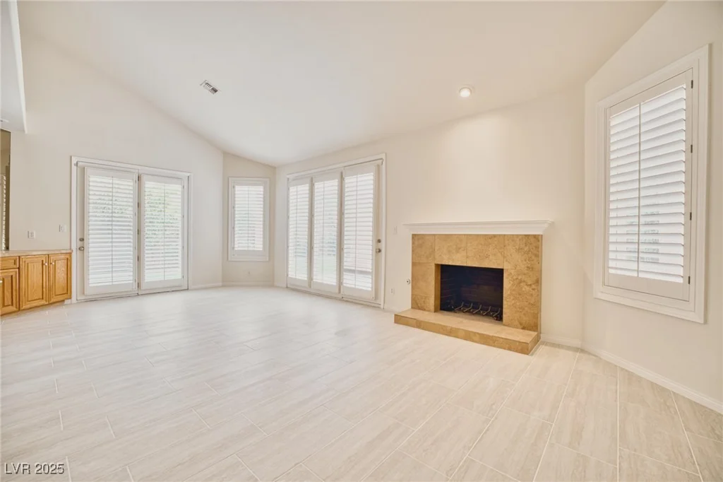 5101 Breakers, Las Vegas, NV 89113