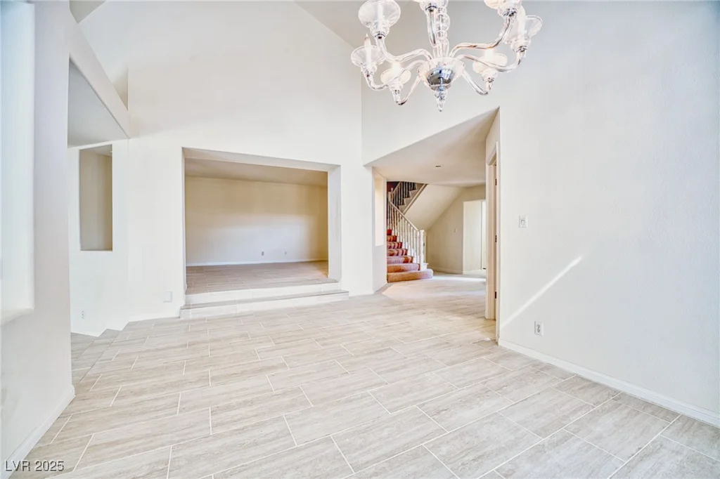 5101 Breakers, Las Vegas, NV 89113