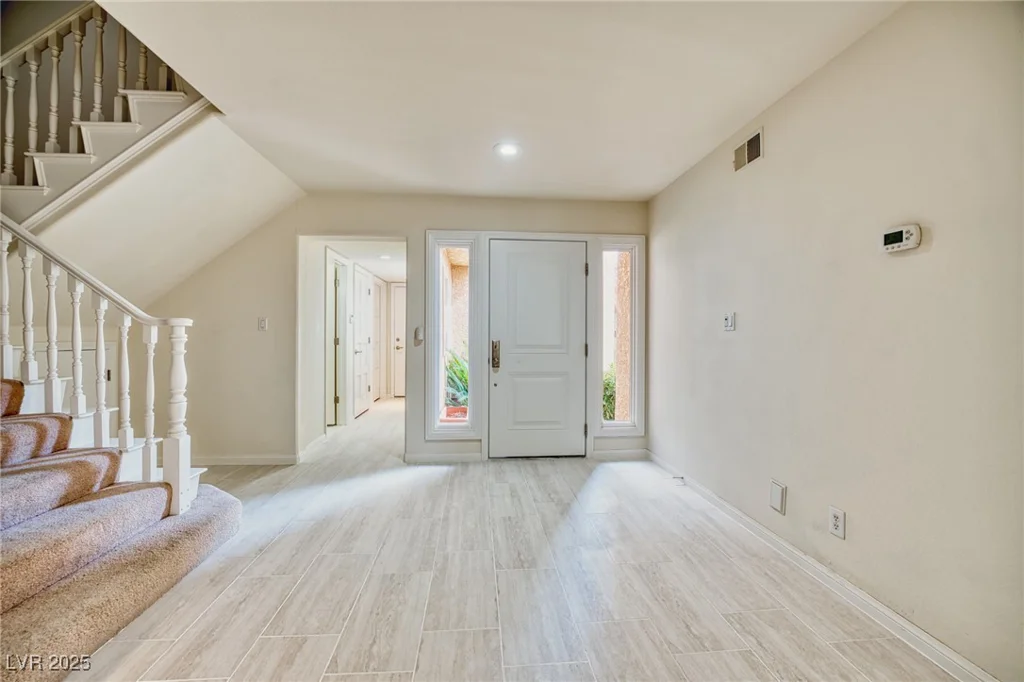 5101 Breakers, Las Vegas, NV 89113