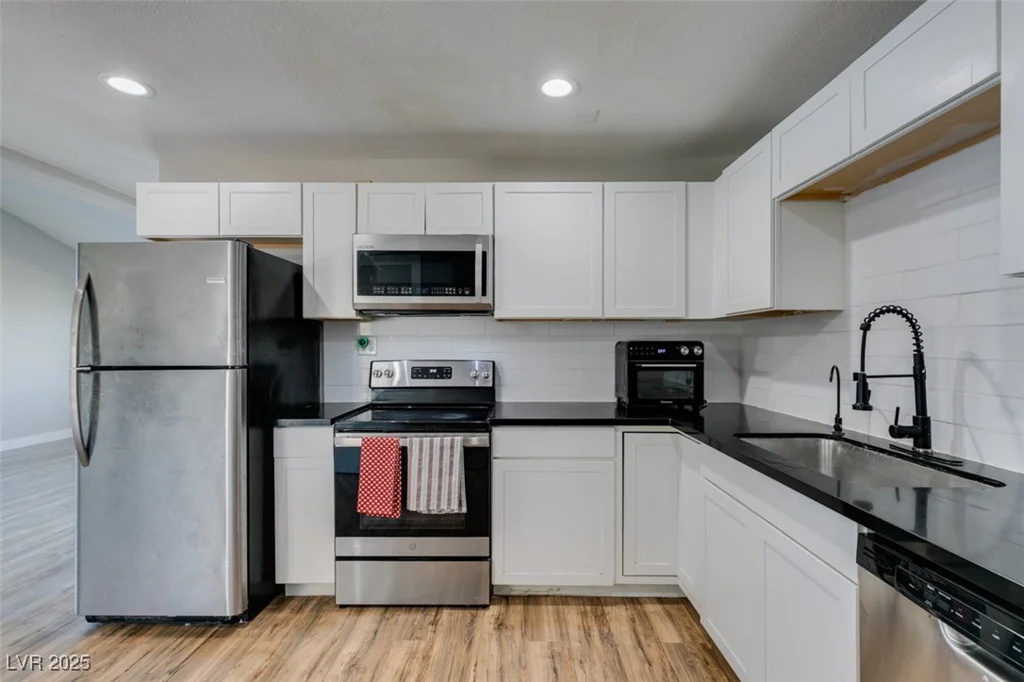 4505 Providence, Las Vegas, NV 89107