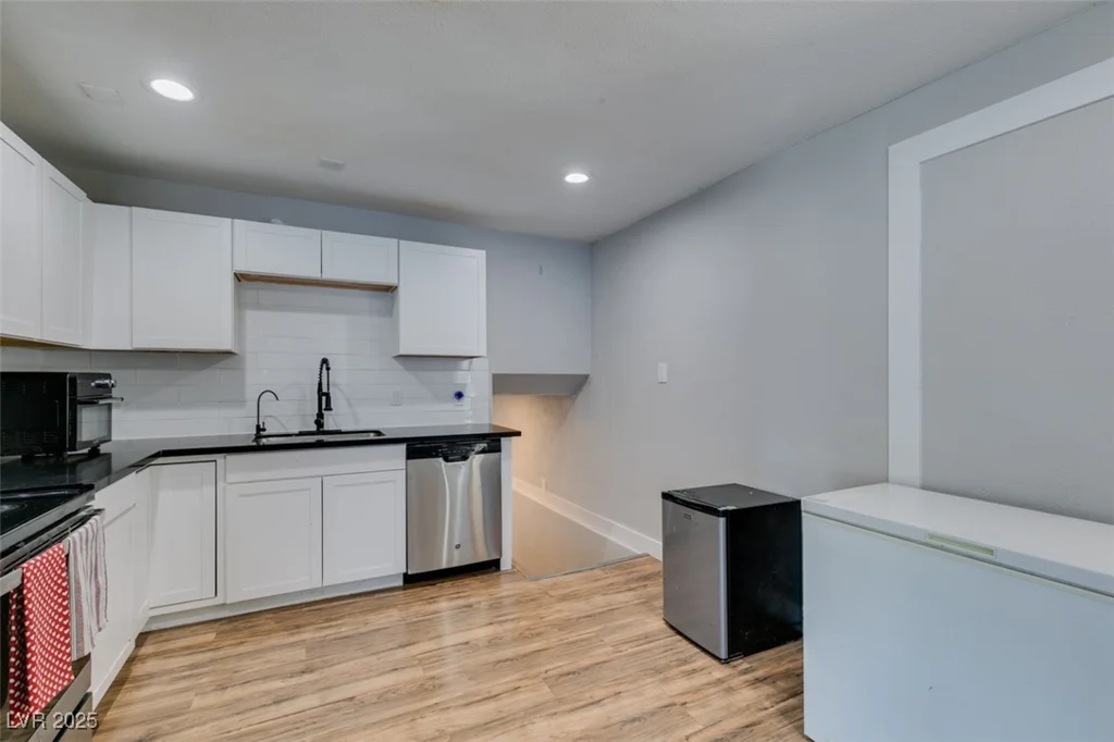 4505 Providence, Las Vegas, NV 89107