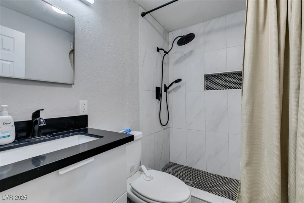 4505 Providence, Las Vegas, NV 89107