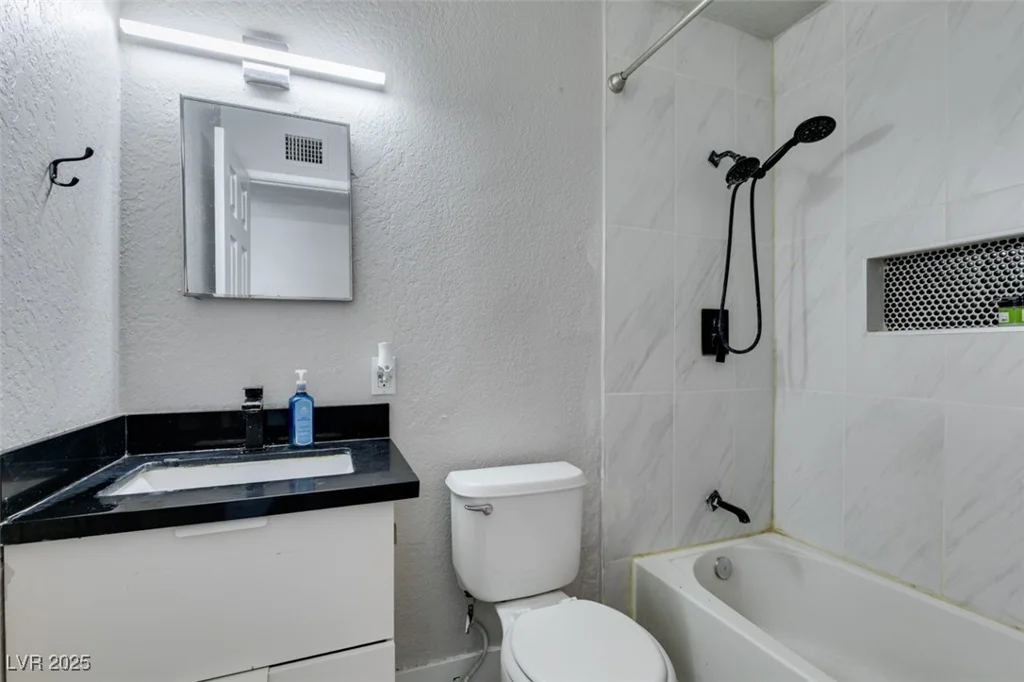 4505 Providence, Las Vegas, NV 89107