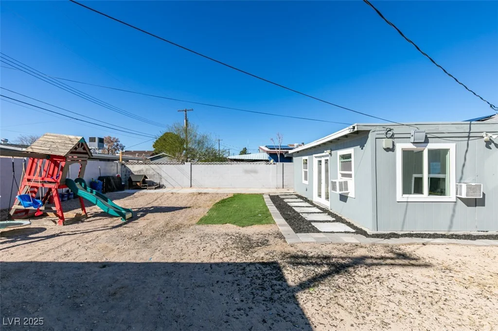4505 Providence, Las Vegas, NV 89107