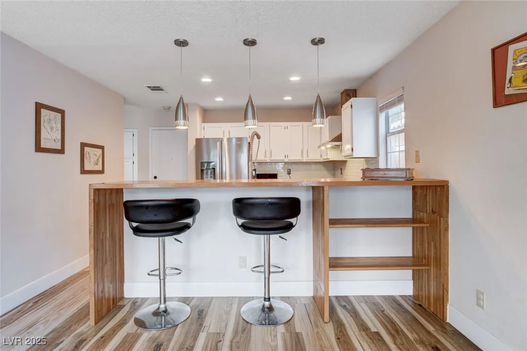 2504 Cove, Las Vegas, NV 89128