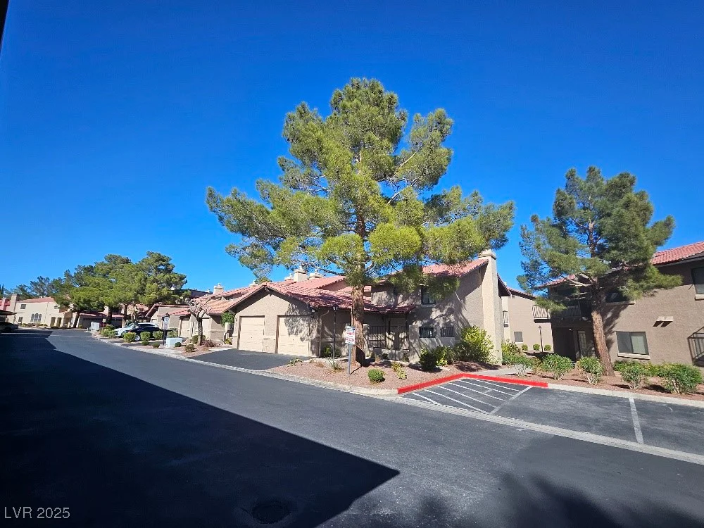4055 Nook, Las Vegas, NV 89103