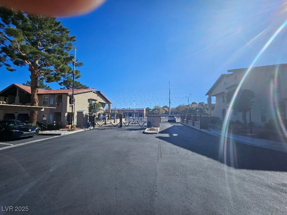 4055 Nook, Las Vegas, NV 89103