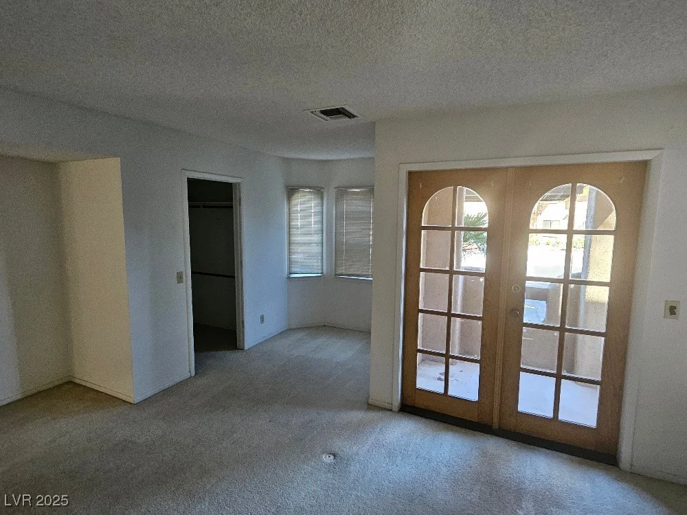 4055 Nook, Las Vegas, NV 89103