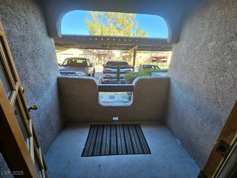 4055 Nook, Las Vegas, NV 89103